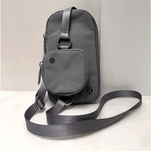 Lululemon modular crossbody bag in Gray. Never been used.